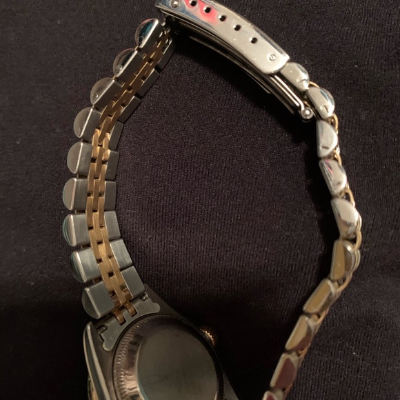 Ladies Rolex Datejust. Great condition - Picture 5 of 9